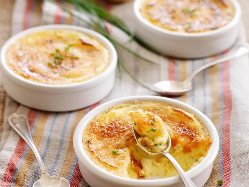 Pikante Crème Brulée mit Kartoffeln