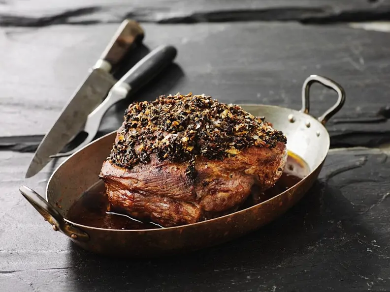 Rinderschmorbraten mit Olivenkruste