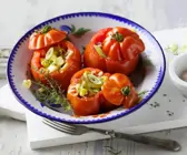 Gebackene Tomaten mit Tofu-Füllung