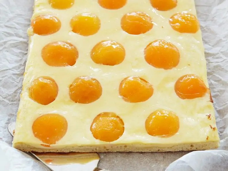 Pfirsich-Schmand-Kuchen