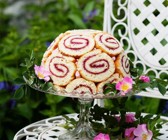 Charlottentorte mit Erdbeercreme