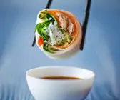 Reispapierrolle mit Thunfisch