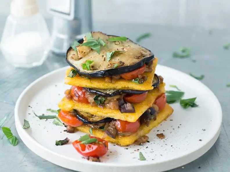 Lasagne aus Polenta und Auberginen