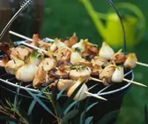 Grillspieße mit Filet und Pilzen