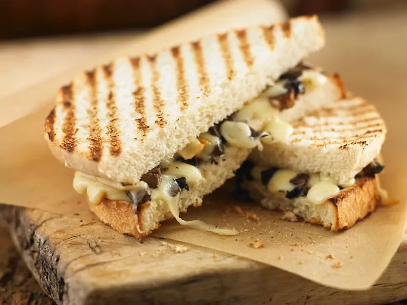 Toast-Sandwich mit Champignons