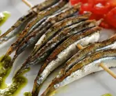 Sardellen vom Grill mit Pesto