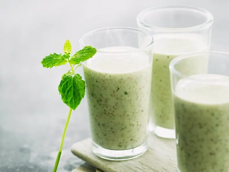 Minz-Melissen-Smoothie