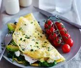 Omelett mit Spinat-Avocadofüllung