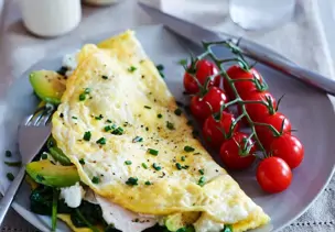 Omelett mit Spinat-Avocadofüllung