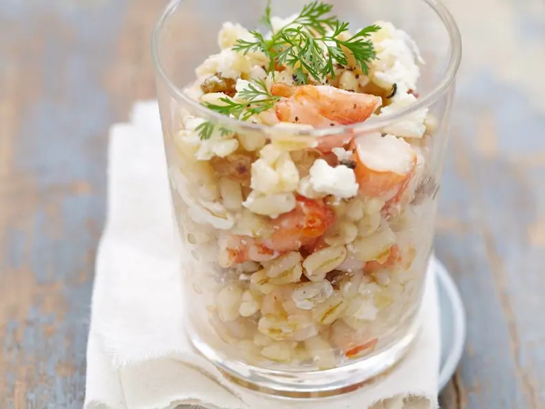 Surimi-Getreidesalat