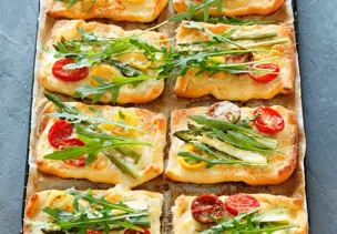 Spargel-Tomaten-Tarteletts