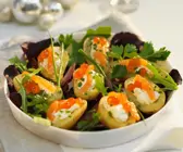 Kartoffelsalat mit Lachs und Frischkäse