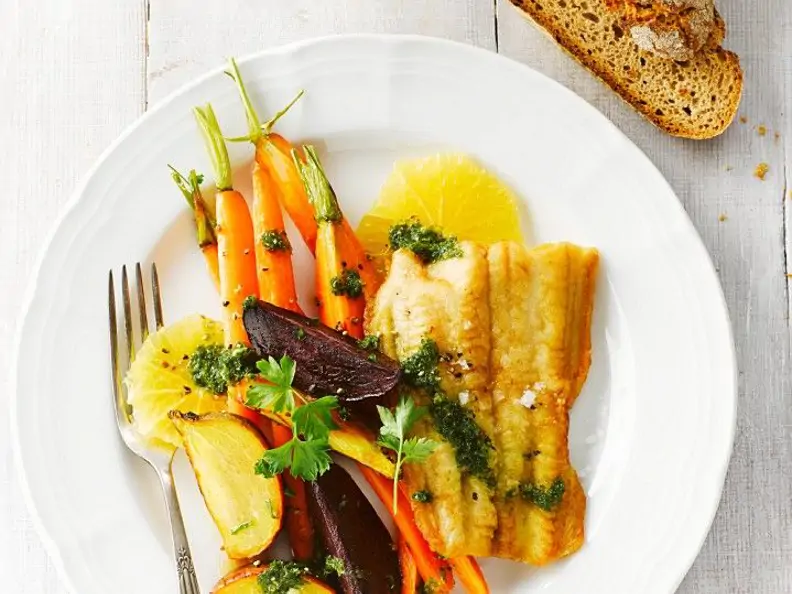 Waller mit Gemüse und Petersilienpesto