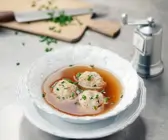 Leberknödel in Brühe