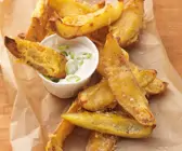 Kartoffelweges mit Käse überbacken