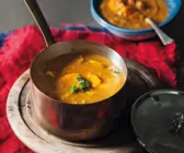 Indische Gemüse-Hähnchen-Suppe