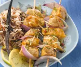 Spieße mit Schwertfisch und Vanille
