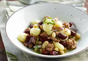 Gnocchi mit roten Bohnen und Hackfleisch