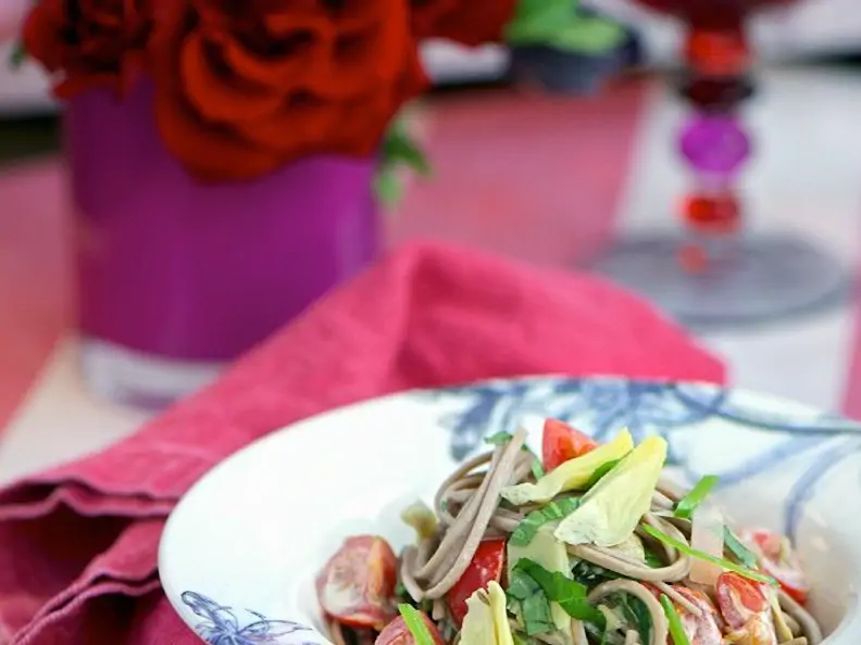 Nudel-Gemüsesalat