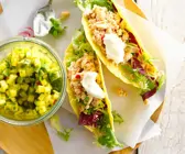 Tacos mit Thunfisch und Avocadosalat