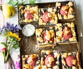 Mohnkuchen mit Birnen
