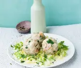 Semmelknödel mit Kohlgemüse