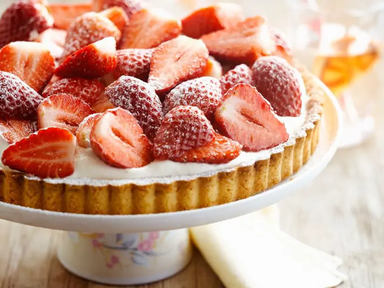 Schnelle Erdbeertarte