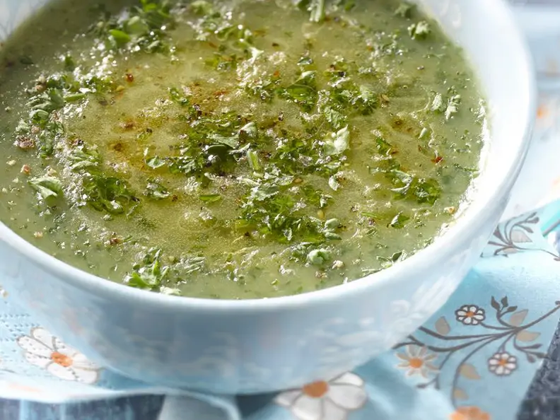 Topinambur-Petersilien-Suppe