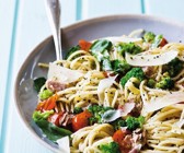 Pasta mit Brokkoli und Thunfisch
