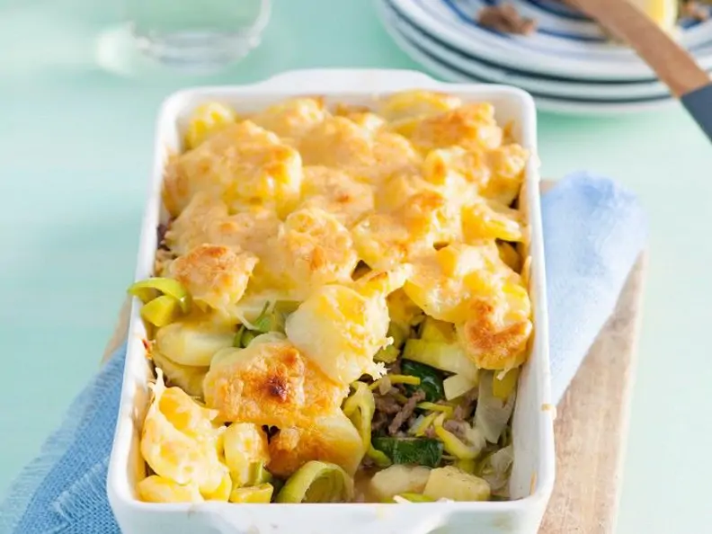 Hackfleisch-Lauch-Auflauf mit Ananas
