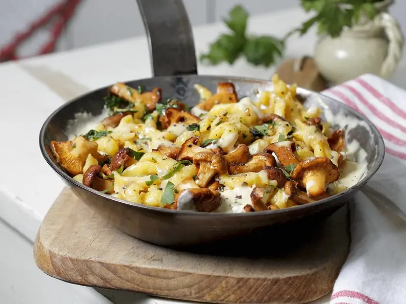 Gebratene Spätzle mit Pfifferlingen