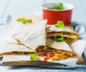 Käse-Tortillafladen aus der Mikrowelle