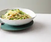 Zucchini-Pasta mit Anchovis