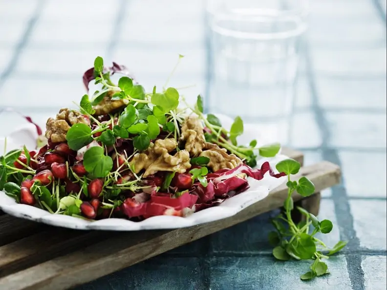 Salat mit Walnüssen