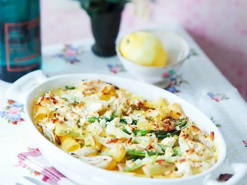 Nudelauflauf mit Fenchel und Feta