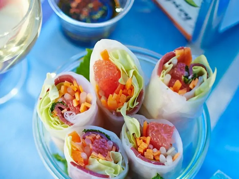 Frühlingsrollen mit Ente und Gemüse