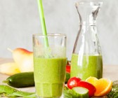 Spinat-Gurken-Drink mit Birne
