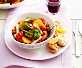 Salat mit Kichererbsen, Schwarzwurzeln und Süßkartoffeln