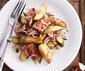 Kartoffelsalat mit Leberkäse und Senfdressing