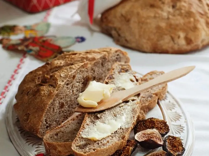 Selbstgemachtes Brot aus Dinkel