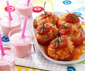 Tomaten mit Reis gefüllt