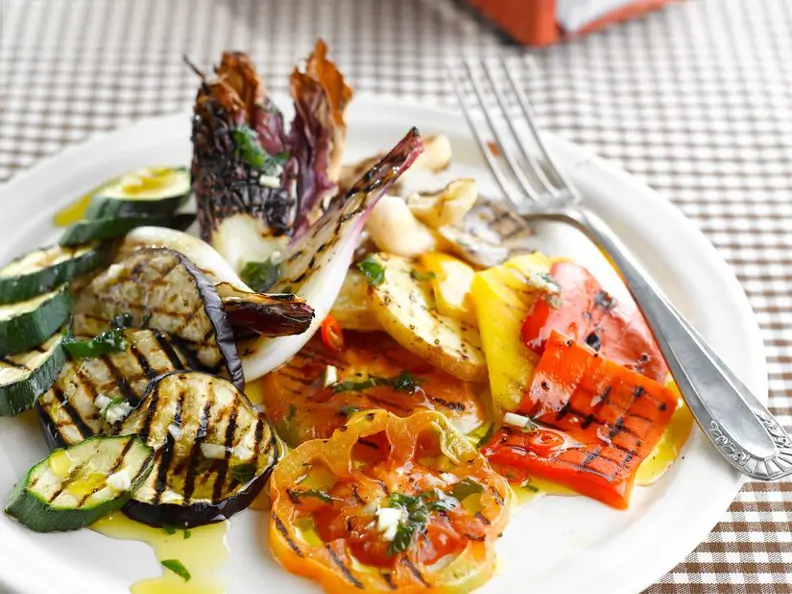 Salat aus Grillgemüse
