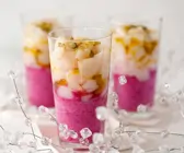 Verrine mit Jakobsmuschlen und Rote-Bete-Mousse