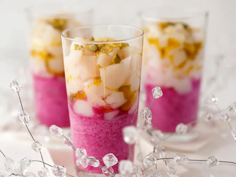 Verrine mit Jakobsmuschlen und Rote-Bete-Mousse