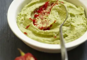 Creme aus Avocado mit Paprika
