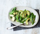 Avocado-Erbsenschoten-Salat