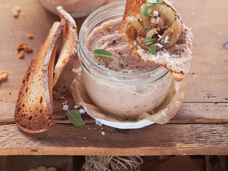 Selbstgemachte Streichwurst