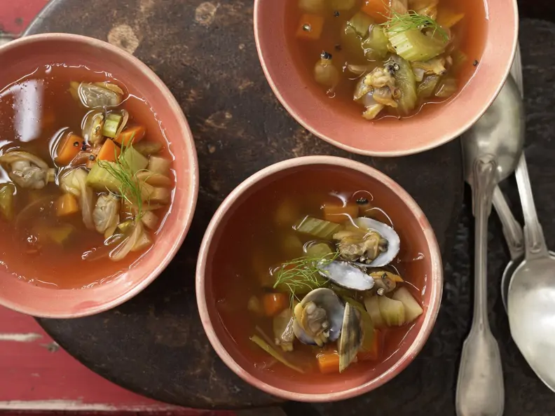 Scharfe Muschelsuppe