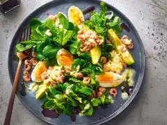 Mittagessen für besseren Schlaf